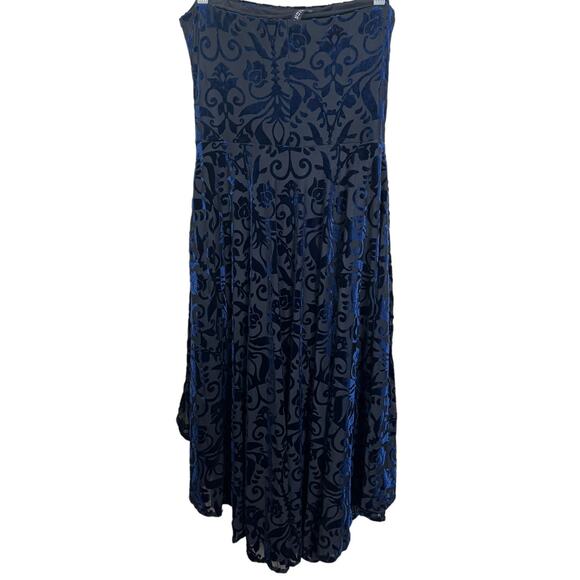 Design Lab Lord Taylor strapless hi low dress black blue velvet medium - Picture 2 of 5